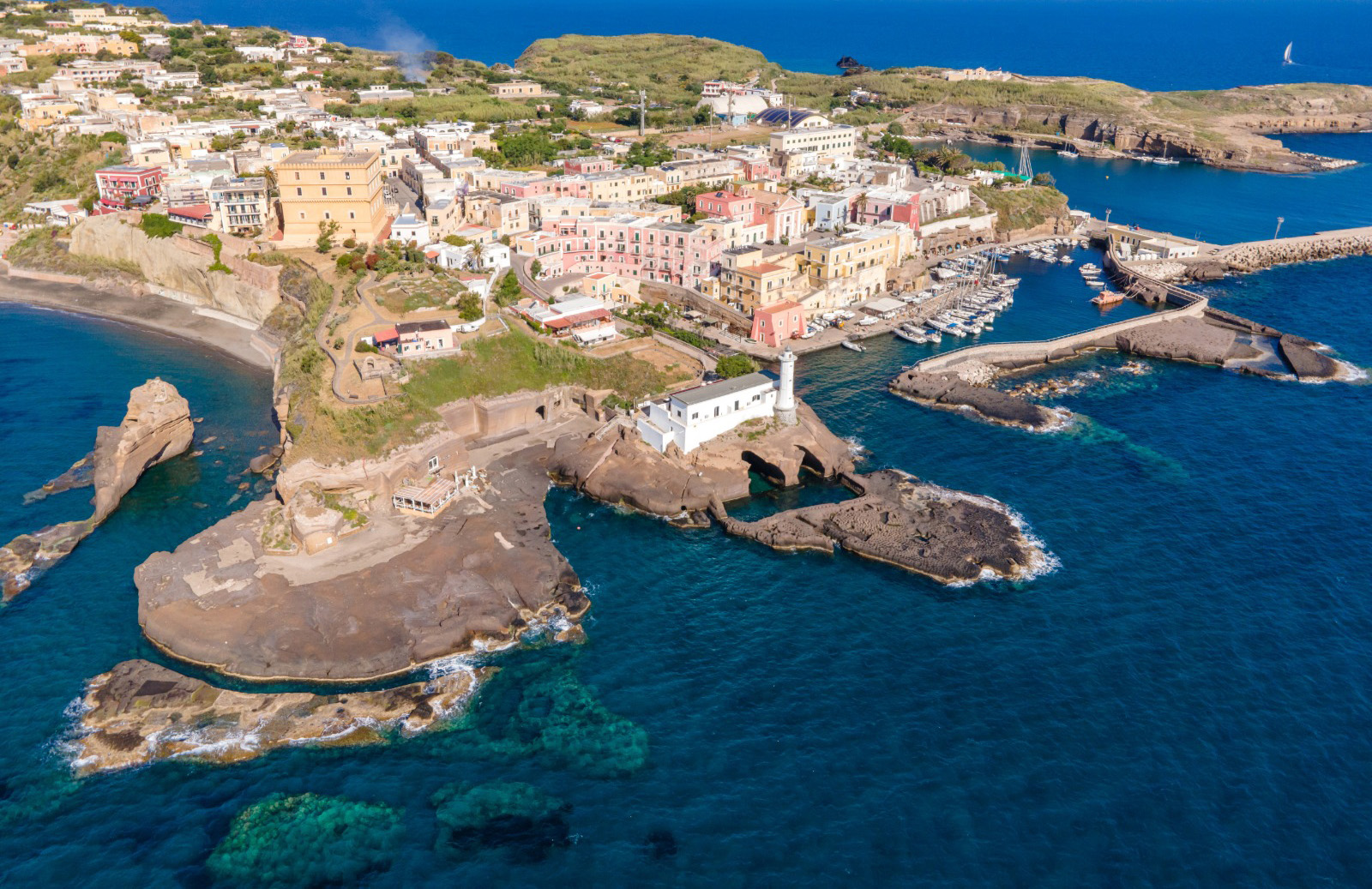 2480X1000 ventotene